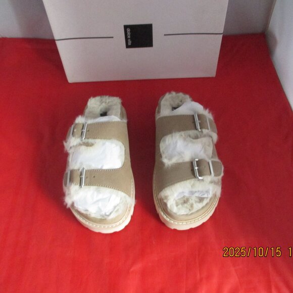 Dolce Vita Neelo Lug Footbed Sandals $120 - US Size 6 - Moss Nubuck - 1385 - Picture 3 of 11